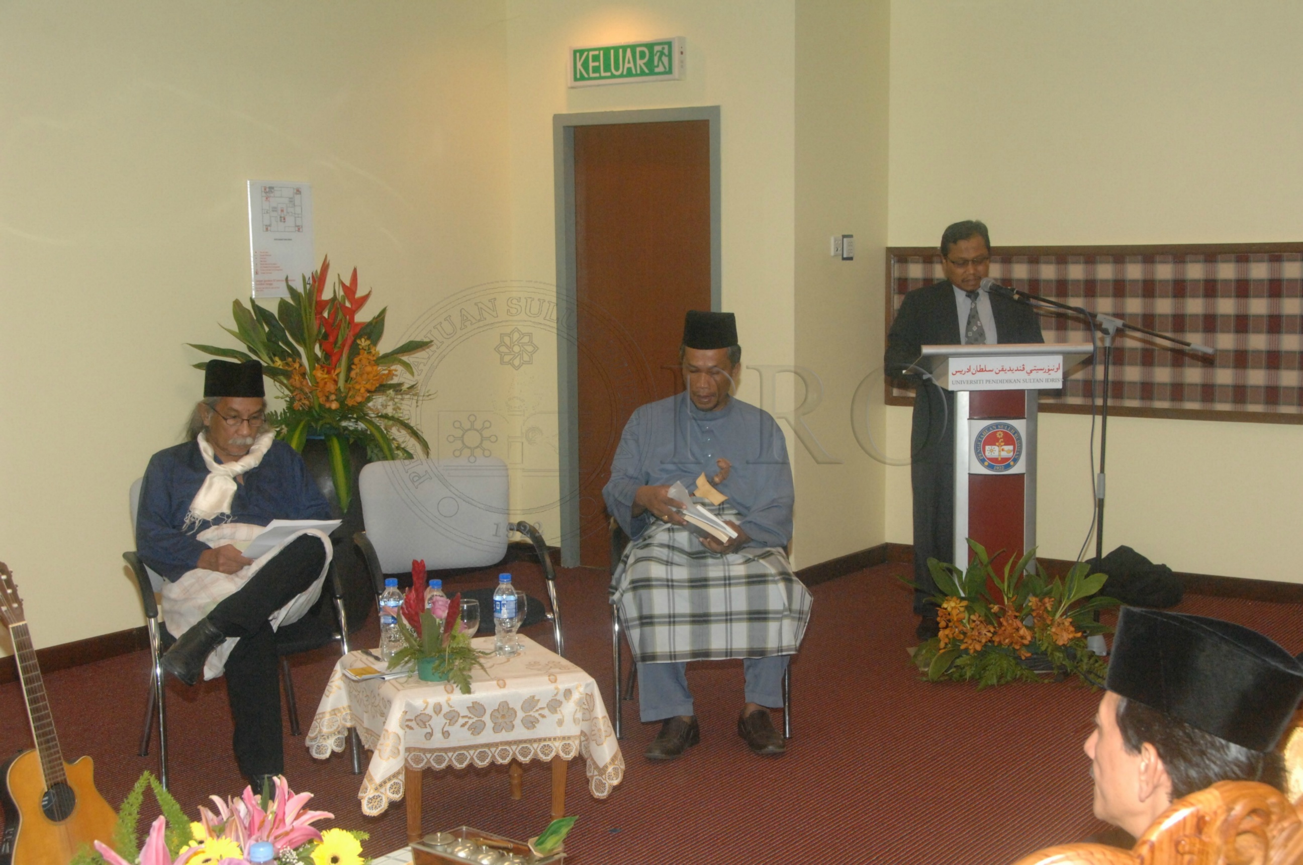 PRO 14 33 WACANA FBA 0174